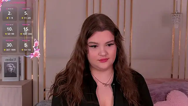 EmilyHyde online show from May 28, 2026, 8:37 pm