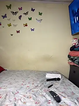 Snapshot of Vliacoooper2 chatting on November 2, 2025, 5:45 am Vliacoooper2 online show from November 2, 2025, 5:45 am