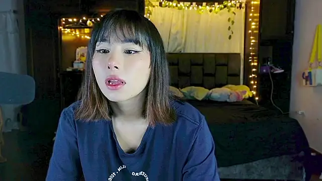 Shisuku Sophi online show from February 20, 2026, 1:35 am