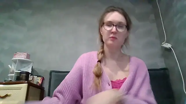 Snapshot of Jugira chatting on October 23, 2025, 9:57 pm Jugira online show from October 23, 2025, 9:57 pm
