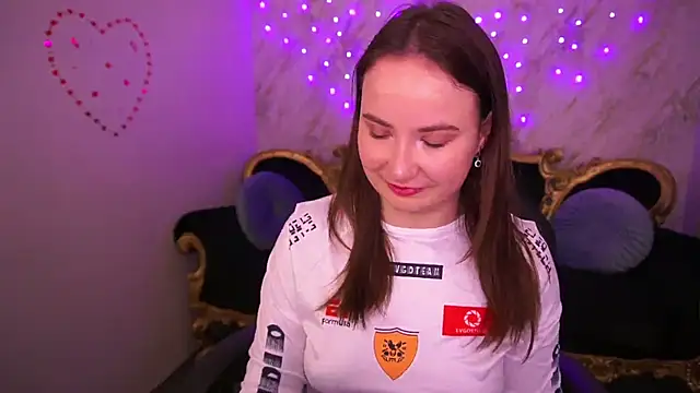 SofieBloom online show from March 11, 2026, 12:26 am