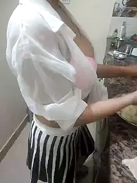 Pihu Chopra online show from September 15, 2025, 3:23 pm