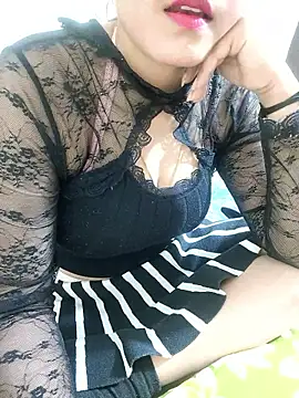 Snapshot of Pihu_Chopra chatting on February 9, 2026, 5:33 pm Pihu Chopra online show from February 9, 2026, 5:33 pm