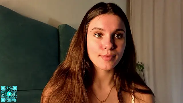 chloemilka online show from March 20, 2026, 5:25 pm