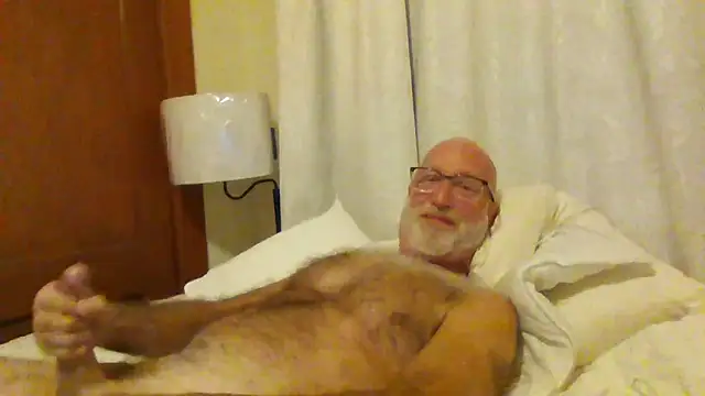 wolfi867 online show from September 22, 2025, 11:38 am