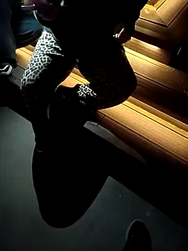 Hanzadekerem online show from October 16, 2025, 7:11 pm