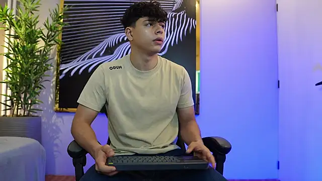 Ethan occonor online show from November 13, 2025, 12:42 pm