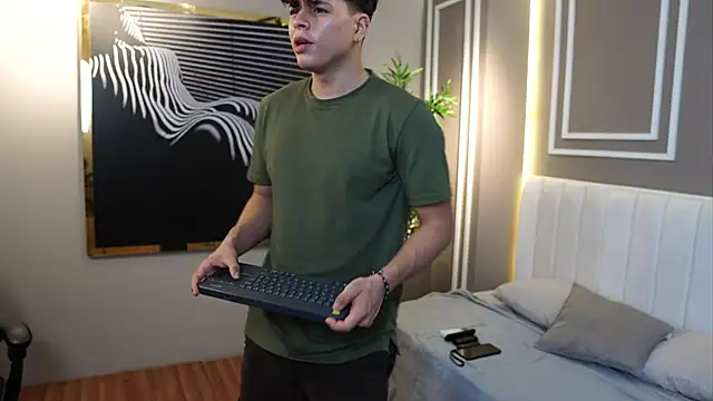 Ethan occonor online show from November 9, 2025, 4:44 pm