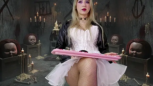 XXMILE online show from October 26, 2025, 11:54 am