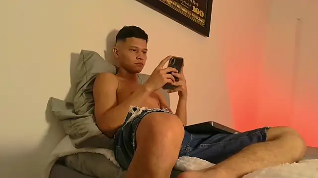 Twinkcock22 online show from October 26, 2025, 12:55 am