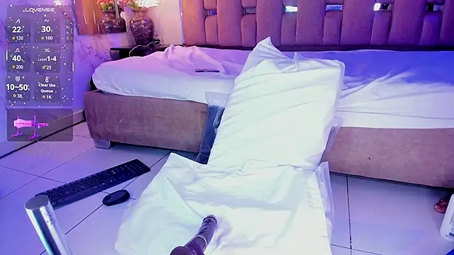 Snapshot of NinaCapelli chatting on September 14, 2025, 5:08 am NinaCapelli online show from September 14, 2025, 5:08 am