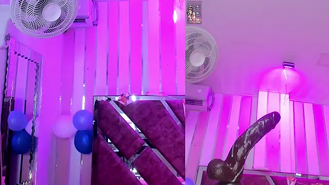 Snapshot of NinaCapelli chatting on October 8, 2025, 4:14 am NinaCapelli online show from October 8, 2025, 4:14 am