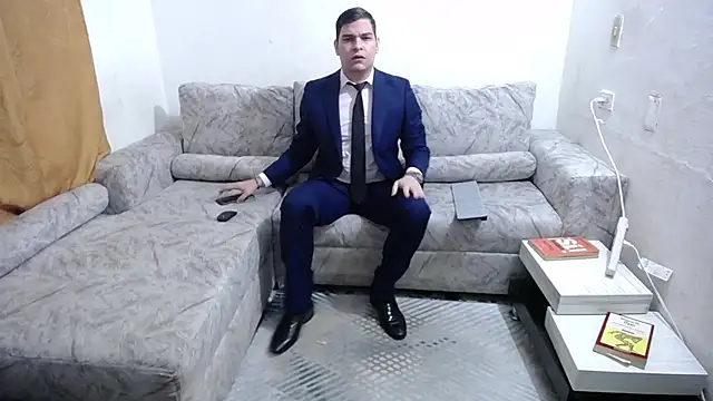 Victor Maitland online show from February 3, 2026, 3:48 am