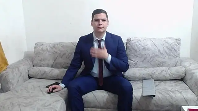 Victor Maitland online show from December 3, 2025, 3:40 am