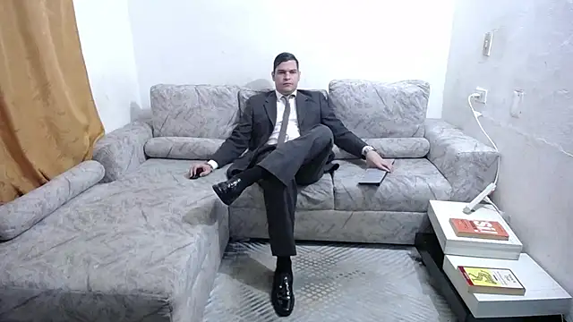 Snapshot of Victor_Maitland chatting on June 11, 2026, 8:28 pm Victor Maitland online show from June 11, 2026, 8:28 pm