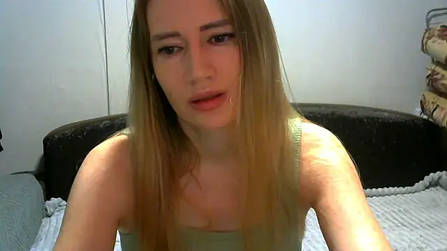 JessFoxxx online show from January 12, 2026, 4:08 am