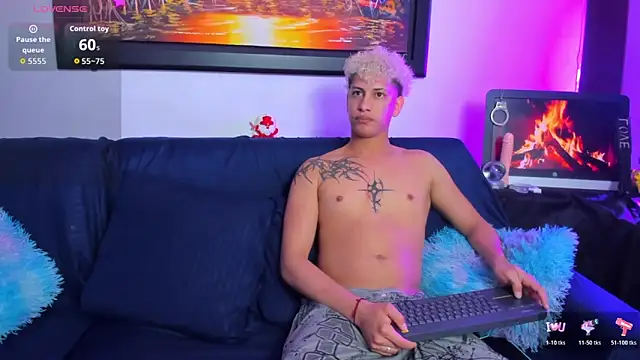 ECSTASYX2 2001 online show from February 6, 2026, 4:19 am