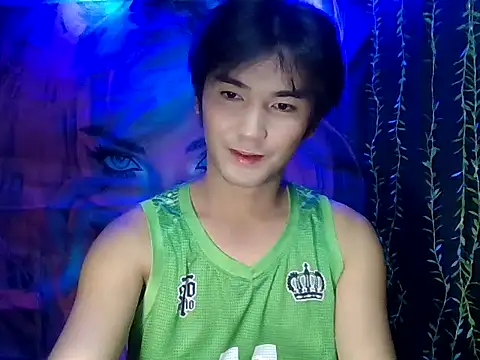 Snapshot of miss_lolalops chatting on December 19, 2025, 3:36 pm miss lolalops online show from December 19, 2025, 3:36 pm