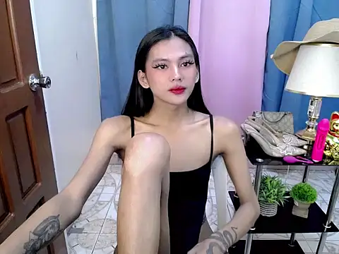 Snapshot of Ur_latinahotpaprika chatting on April 29, 2026, 11:25 am Ur latinahotpaprika online show from April 29, 2026, 11:25 am