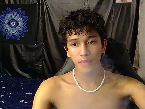 kenbigcockxx online show from February 11, 2026, 11:54 am