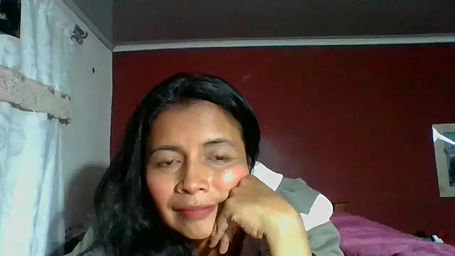 DianaOchoa  online show from October 15, 2025, 4:00 am