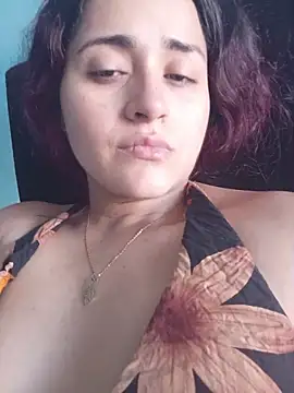 candy  fox  online show from December 22, 2025, 3:12 pm