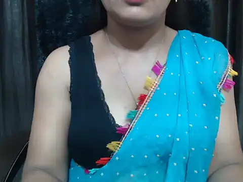 Snapshot of Forever_Love2025 chatting on July 11, 2026, 5:41 am Forever Love2025 online show from July 11, 2026, 5:41 am