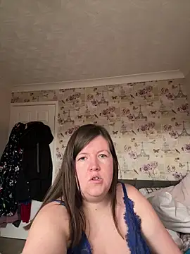 Snapshot of DeliciousOliviaX chatting on January 15, 2026, 1:25 pm DeliciousOliviaX online show from January 15, 2026, 1:25 pm