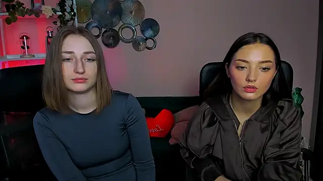 Snapshot of miki-niki chatting on March 25, 2026, 11:31 am miki-niki online show from March 25, 2026, 11:31 am