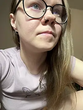  CherryBloom  online show from February 27, 2026, 8:08 pm