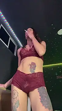 naho love online show from November 20, 2025, 6:14 am