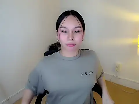 holly tabby online show from January 7, 2026, 9:09 pm