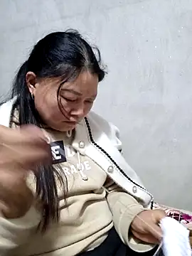 yoowwmr online show from January 12, 2026, 3:19 pm