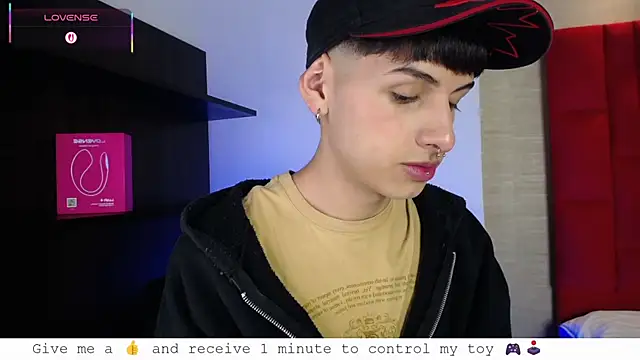 Ezra Storm online show from October 4, 2025, 5:20 am