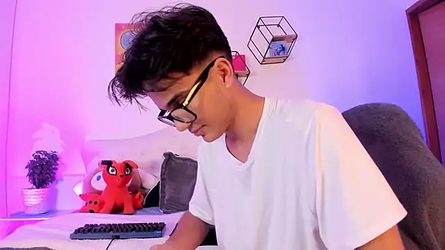 jin luna online show from October 20, 2025, 12:06 pm