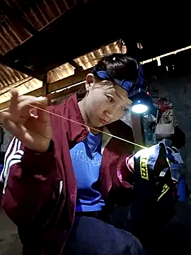 Zhan99999 online show from December 15, 2025, 3:45 am