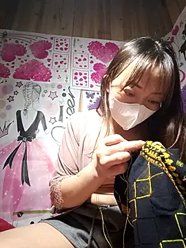 Zhan99999 online show from April 22, 2026, 1:40 pm