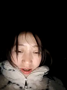 Zhan99999 online show from December 2, 2025, 12:40 pm