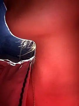 Zhan99999 online show from April 7, 2026, 12:18 pm