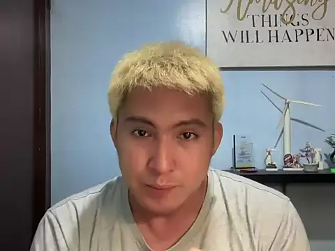 Snapshot of lovely_jay chatting on February 22, 2026, 7:37 pm lovely jay online show from February 22, 2026, 7:37 pm