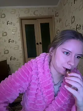 Tomyris yuki online show from February 7, 2026, 11:35 pm