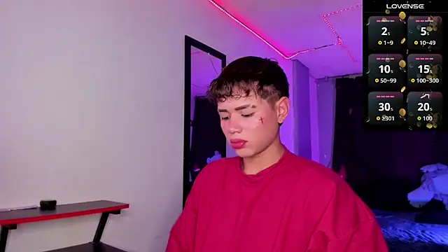 Snapshot of Jostin18 chatting on September 15, 2025, 1:44 pm Jostin18 online show from September 15, 2025, 1:44 pm