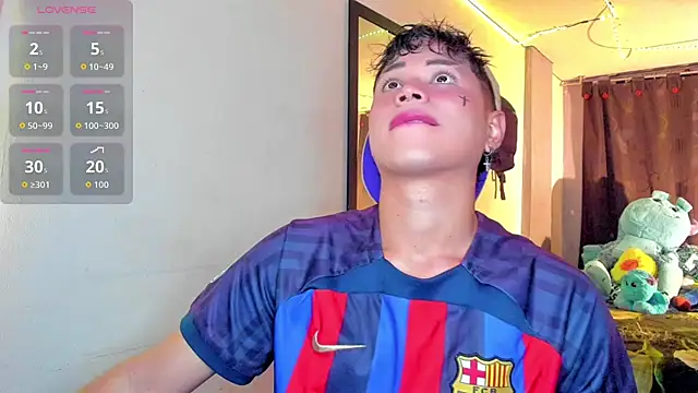 Snapshot of Jostin18 chatting on January 6, 2026, 4:22 pm Jostin18 online show from January 6, 2026, 4:22 pm