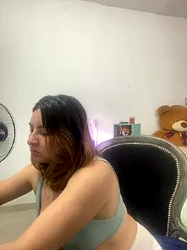 ADHARAMILLER  1111 online show from November 7, 2025, 10:42 am