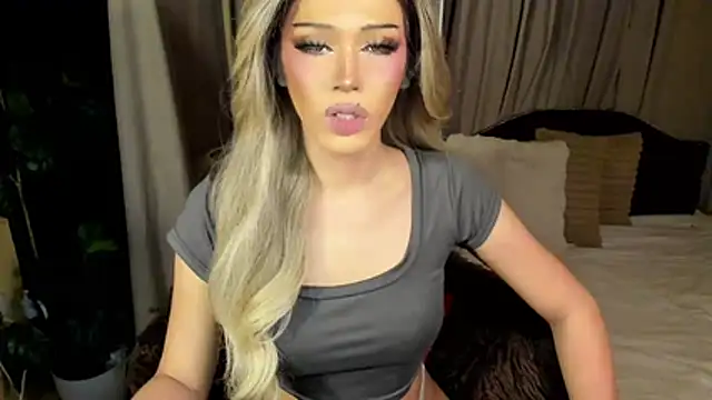 Candicebloom online show from May 31, 2026, 5:40 pm