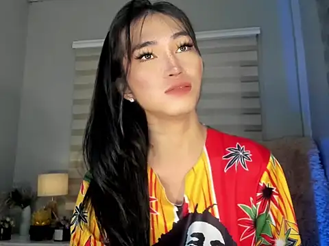 lovelychanel69xx online show from September 18, 2025, 10:57 pm