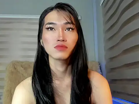 lovelychanel69xx online show from September 22, 2025, 11:00 pm