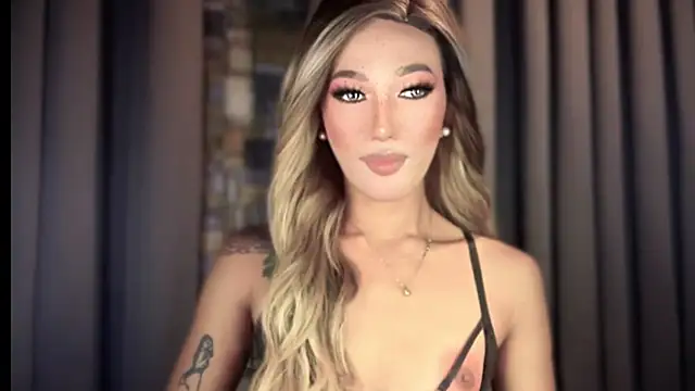 Lust-sluttymira online show from November 26, 2025, 2:17 pm