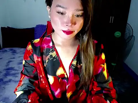 Urassiansweetcummer online show from October 30, 2025, 2:10 am