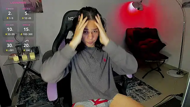 Maximiliano scoott   online show from November 28, 2025, 6:52 pm